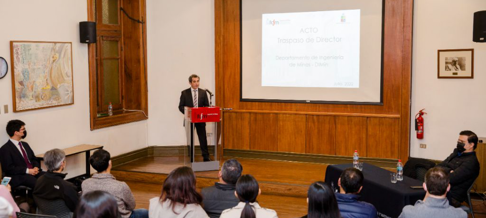 Nuevo Director del Departamento de Ingeniería de Minas de la Universidad de Chile